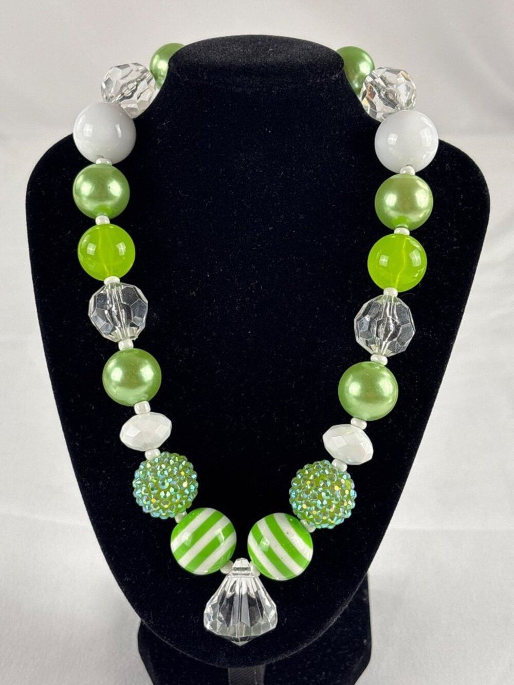 Chunky Bubblegum Necklace Green White Y2K Kidcore Statement Clear Heart Pendant